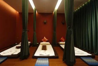 上海浦东区泰式按摩的被动瑜伽：当身体被折叠成诗